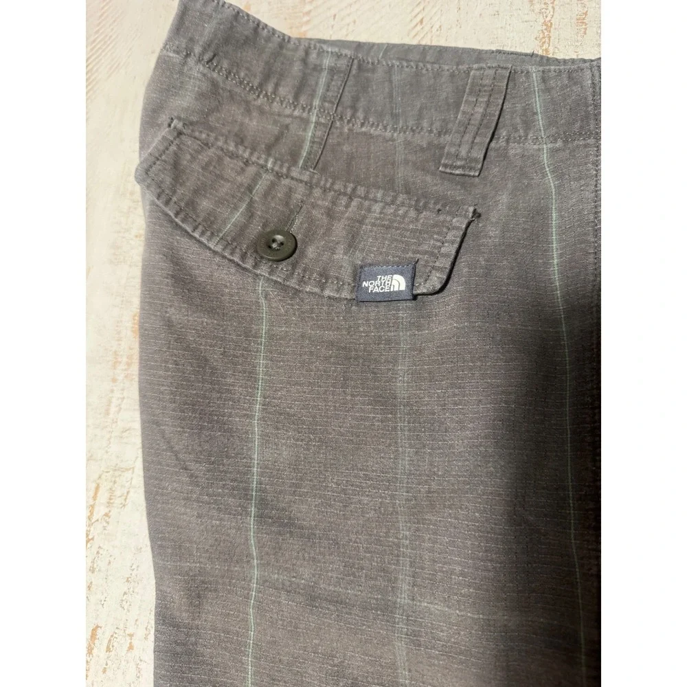 The North Face Mens Winter Surplus Cargo Shorts Plaid Brown Green FA 802331